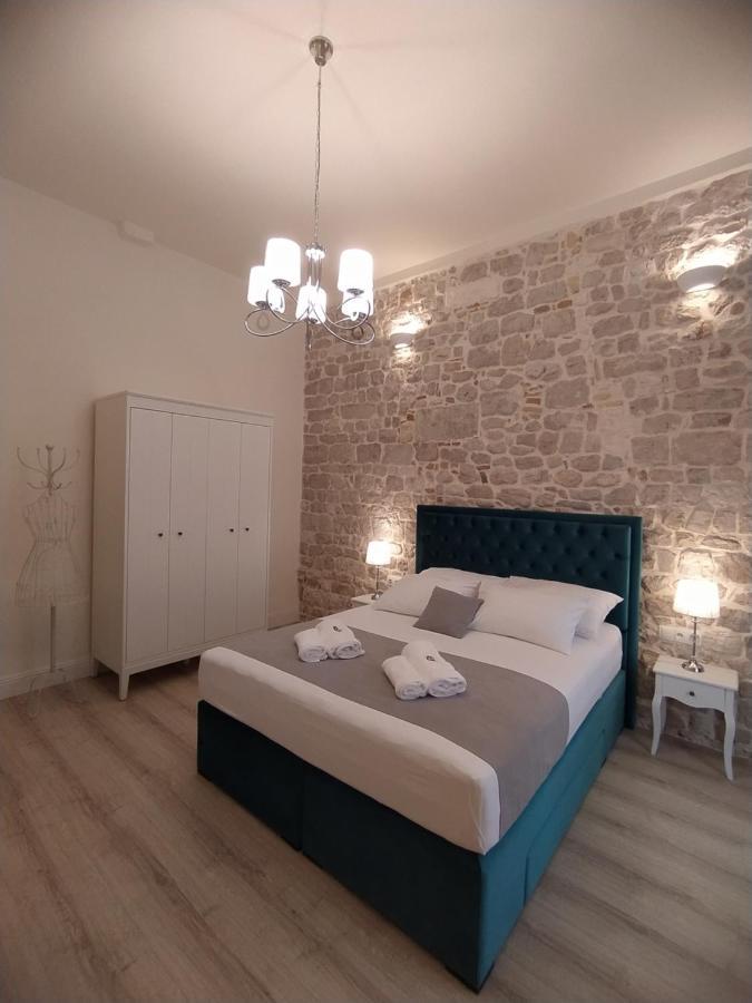 Apartment Antique Zadar - City Center Exteriör bild