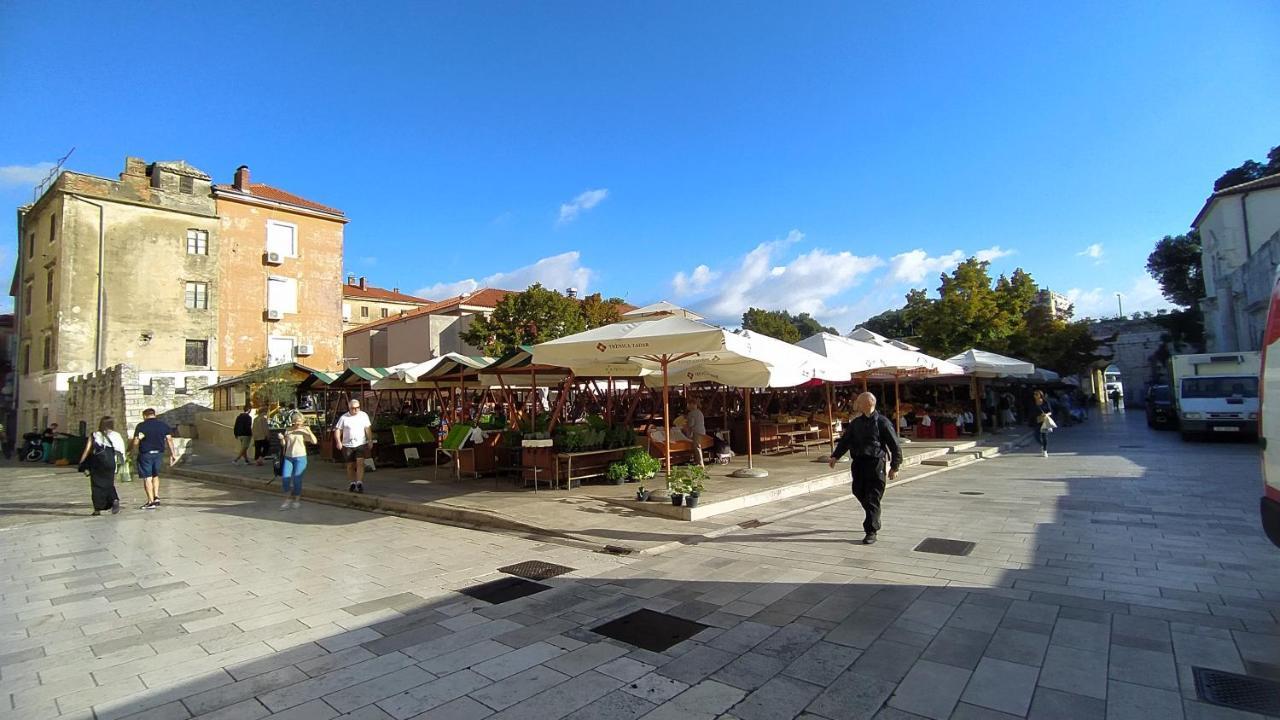 Apartment Antique Zadar - City Center Exteriör bild